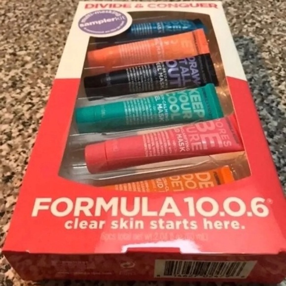 FORMULA 10 Face Mask Sampler kit
Divide & Conquer Stocking Stuffer NEW - Picture 2 of 2